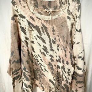 Umgee Cozy Distressed Knit Sweater in Cream and Gray